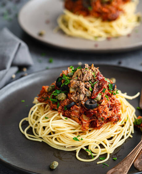 Włoskie Spaghetti A'la Tuna
